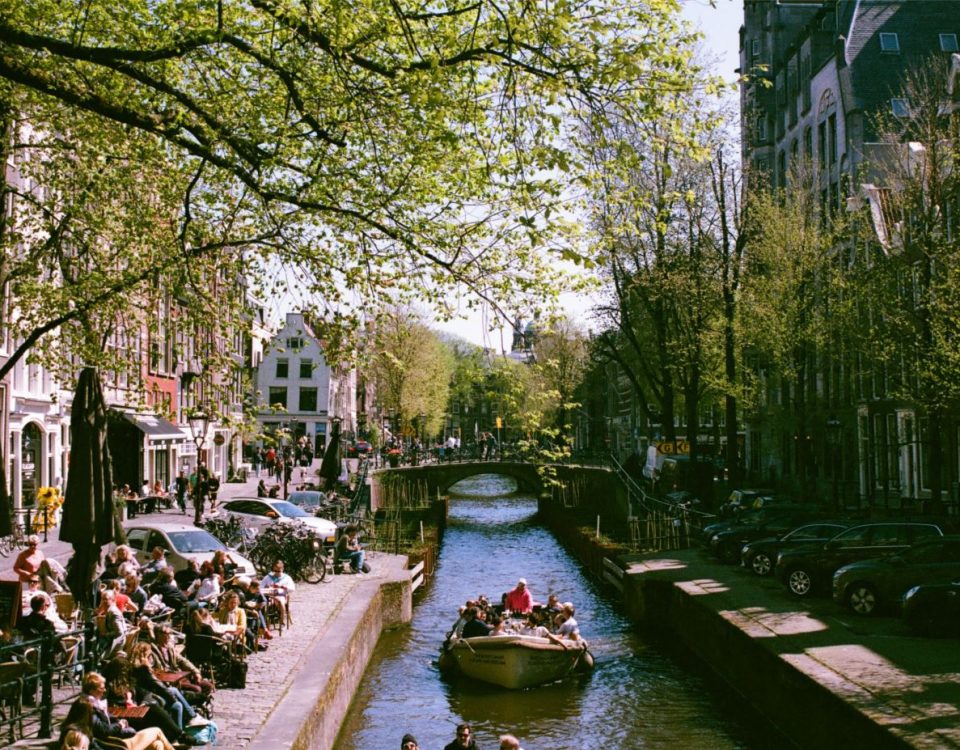 Les canaux d’Amsterdam en Mai